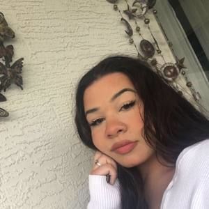 Meet your Posher, Marissa